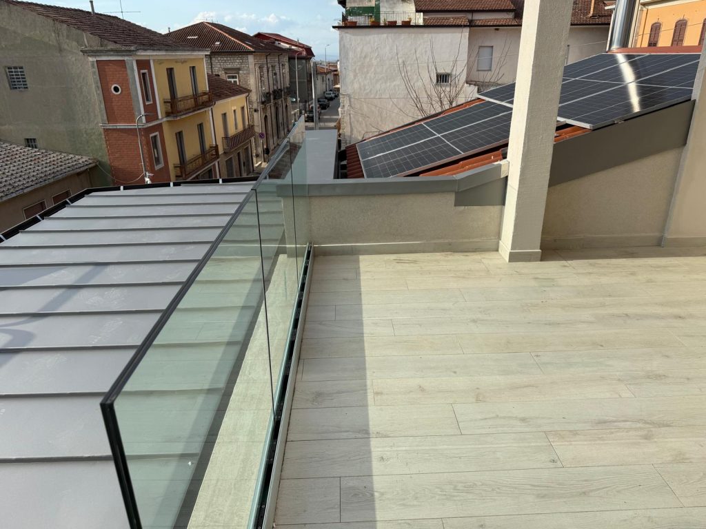 Focus su Vista e Relax (per le terrazze)"La tua oasi urbana con vista. Dove il design incontra il panorama. Immagina le tue serate qui."

"Orizzonti a portata di mano e comfort moderno. Ogni dettaglio conta per il tuo spazio all'aperto."

"Più di un terrazzo: un nuovo modo di vivere la città. Aria fresca, sole e bellezza."
"Il futuro è qui, sul tuo tetto. Energia pulita, risparmio garantito. Il tuo contributo per un pianeta migliore."

"Non solo bello, ma anche intelligente. Un passo verso l'indipendenza energetica. Scopri come rendere la tua casa più efficiente."

"L'innovazione che si vede (e che paga!). Con i nostri pannelli solari, il sole lavora per te."
"Riqualificazione urbana con stile e innovazione. Dare nuova vita agli spazi, pensando al futuro."

"Dettagli moderni che si integrano con la tradizione. Design e funzionalità per un'architettura che guarda avanti."

"La nostra firma su ogni progetto: qualità, estetica e sostenibilità."
#RutaRoof #TettoAggraffato #RifacimentoTetti #LattoneriaDiPrecisione #CopertureMetalliche #TettoVentilato #Prefalz #EdiliziaDiQualità #Avellino #LavoriInCorso